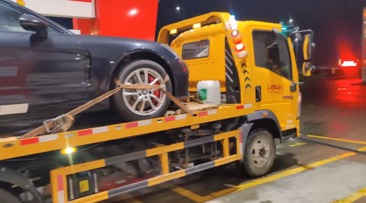铁岭行车途中遇到突发状况该如何呼叫道路救援？